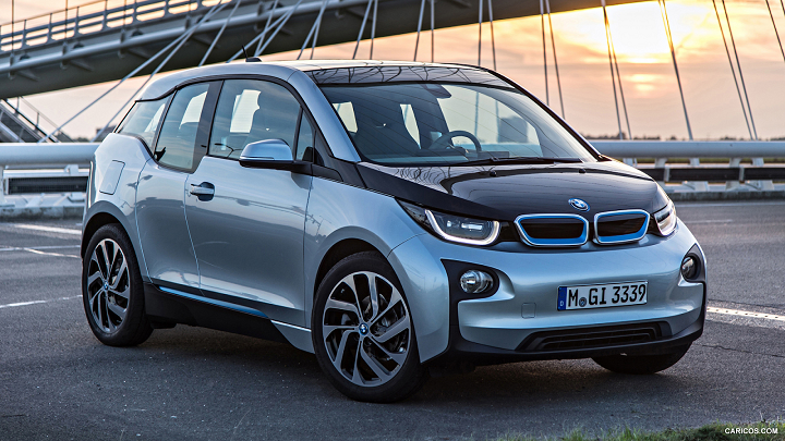 سيارة  BMW i3