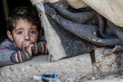 تعددت أنماط الانتهاكات بحق الطفولة في سوريا (منصة إكس)