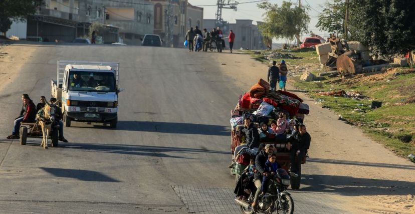 منذ بدء العدوان أصدر الاحتلال الإسرائيلي العديد من أوامر الإخلاء للمدنيين (GETTY)